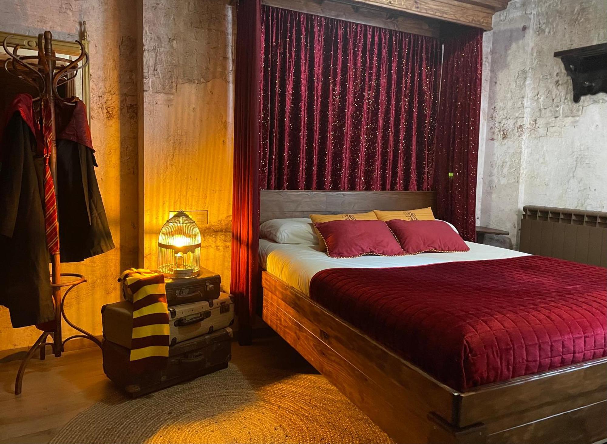 Apartamento Tematico "The Magic" Biescas  Eksteriør billede